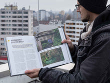 Load image into Gallery viewer, Bildband: Jäger der verlorenen Orte (signiertes Buch)