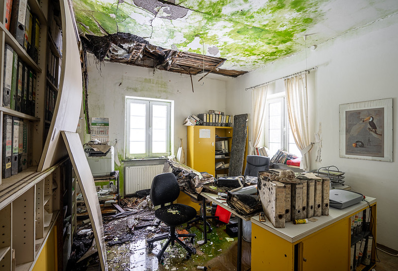 Doctor Spring by Tobi_urbex #02