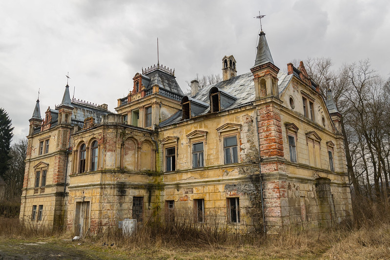 Diver's Palace #01